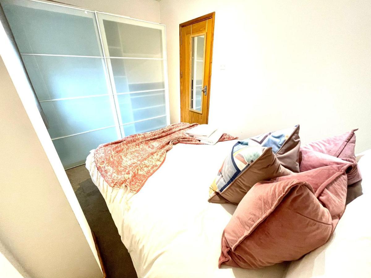 Koala & Tree - Renovated 2 Bed Apartment Ideal Location - Short Lets & Serviced Accommodation Cambridge Exterior foto